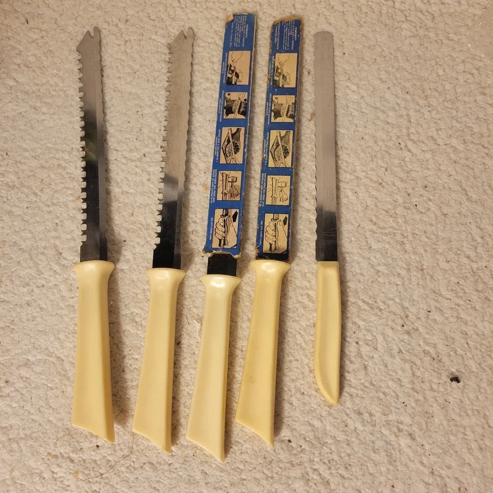 VTG Quikut Stainless Kitchen Knife Set 5 Yellow Handles USA Mid Century